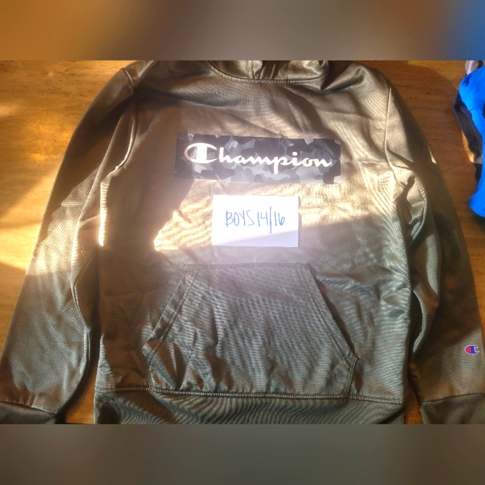 Champion brand boys large hoodie